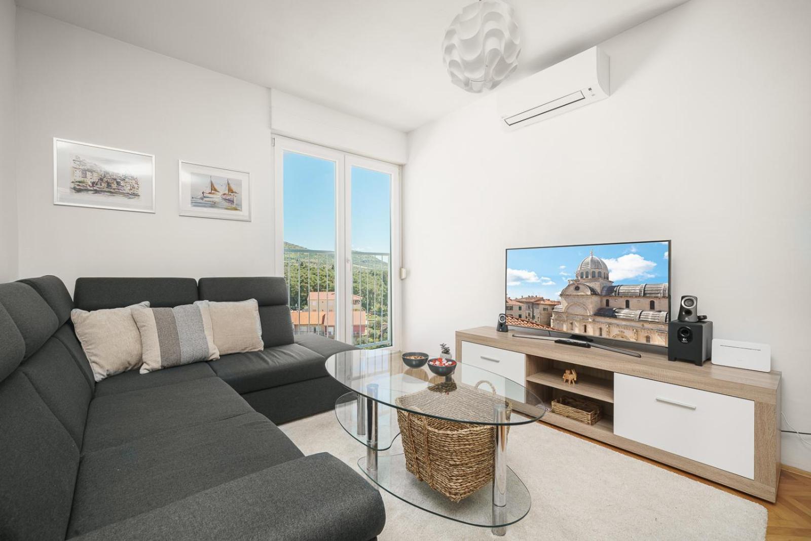9Th Floor Apartment Sibenik Bagian luar foto
